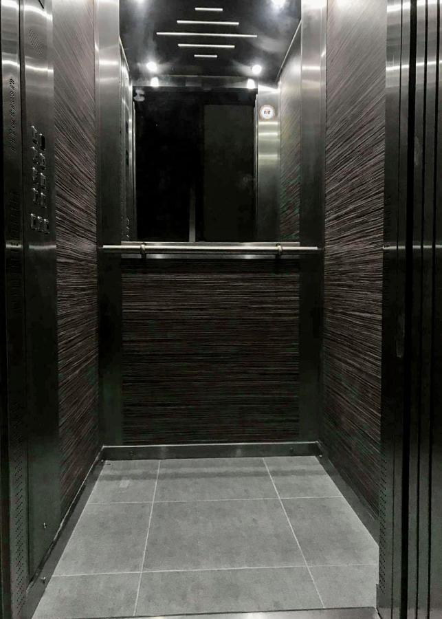 F11 Room 3, Private Room Two Single Beds Shared Bathroom In Shared Flat Msida Exterior foto